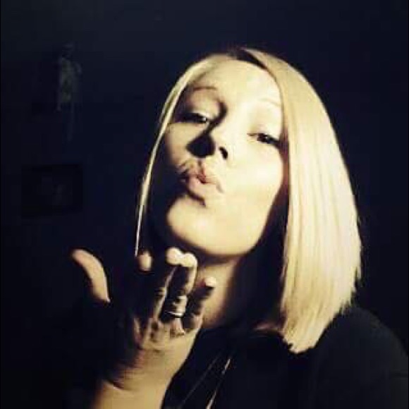 Meet your Posher, Jenny - Picture 8 of 8